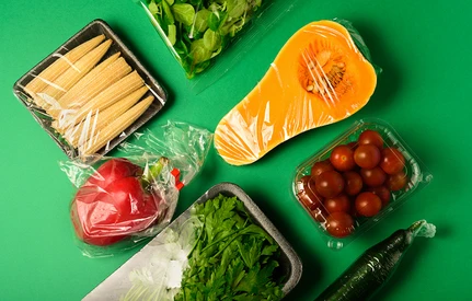 Francuzi nie spakują już warzyw i owoców w plastik